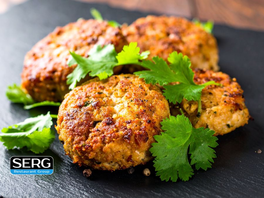 Best Crab Cakes in Bluffton, SC: Where to Find the Freshest Local Flavor